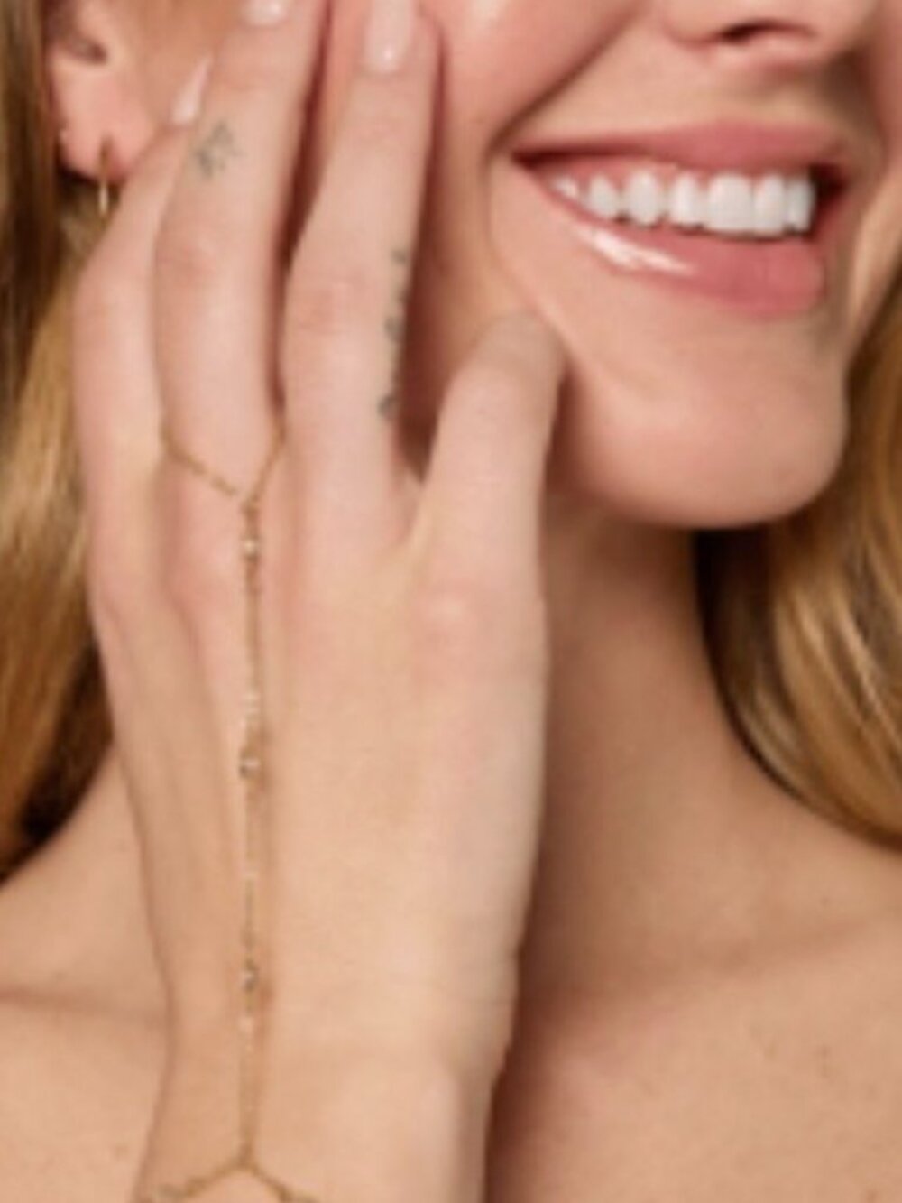 Crystal Haze Crystal Hand Chain | New